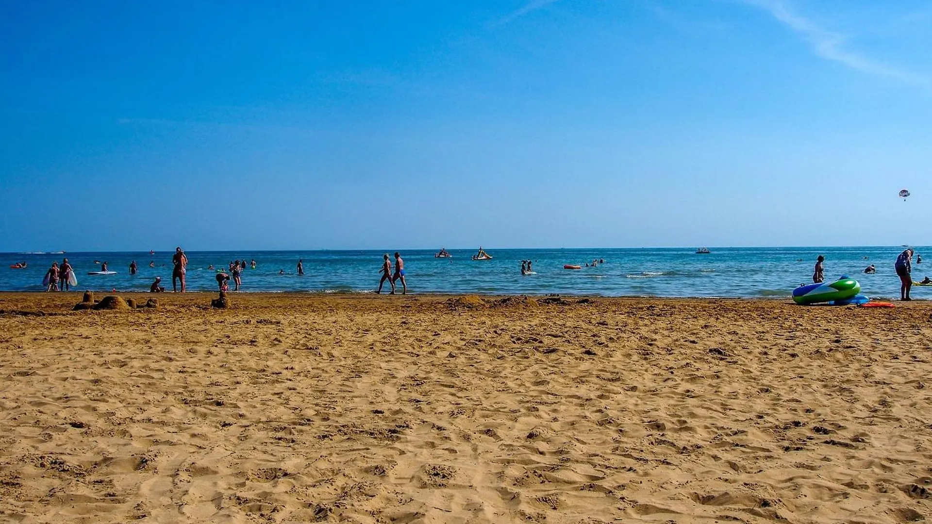 ביביונה Bright Garden Apartment Near The Sea איטליה