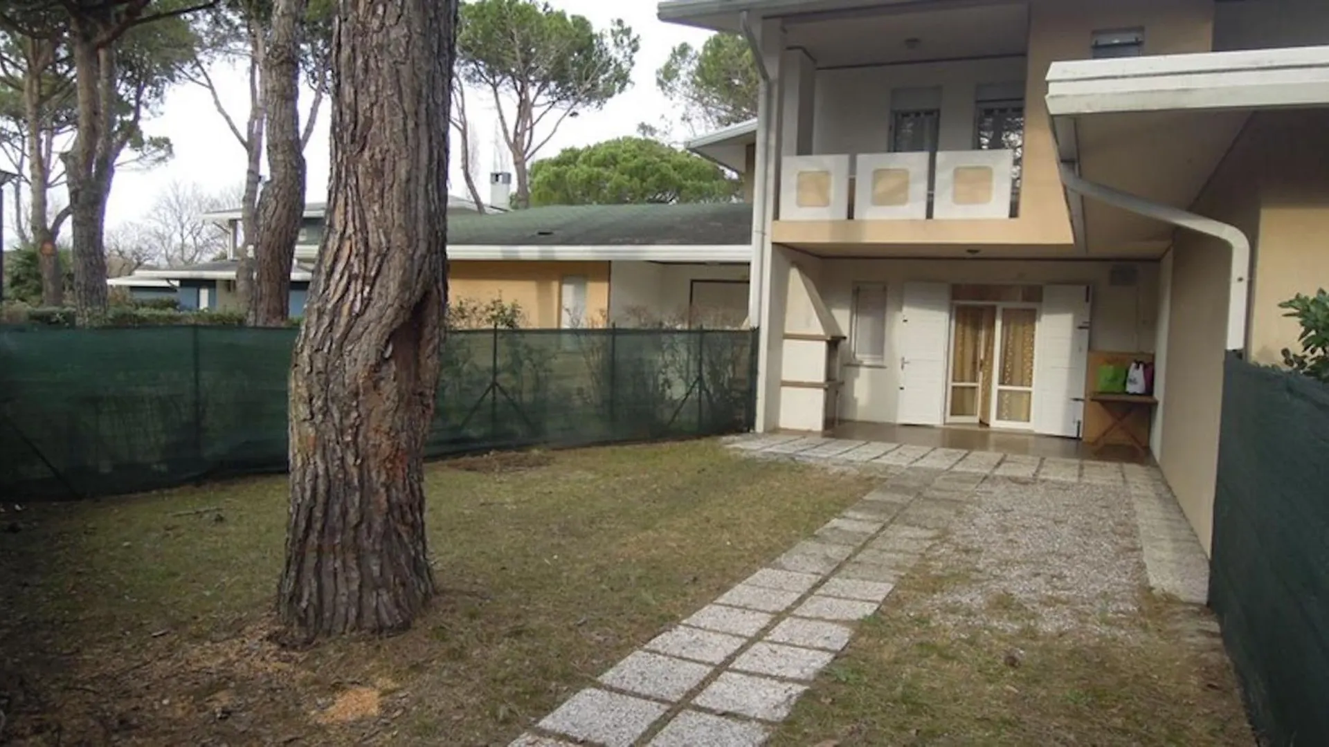 Bright Garden Apartment Near The Sea Bibione Olaszország